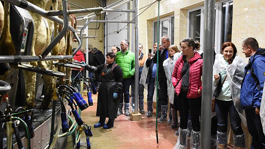Besichtigung EkoNivaAgro in Werchnij Ikorets